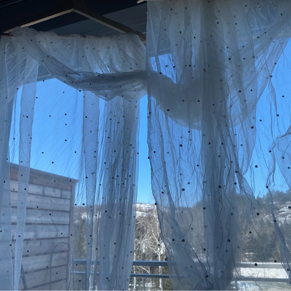 Grace Loves Lace Pearly Long Veil - EUC - 280cm - Ivory - Picture 4 of 8